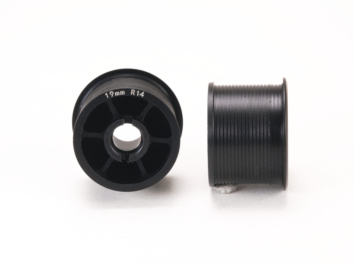 PN Racing 2WD Machine Cut Delrin Formula Flanged Wheel 14mm x 19mm Black