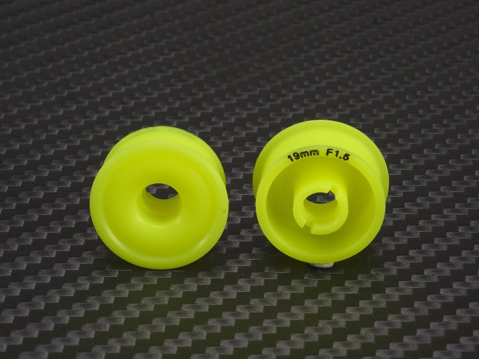 PN Racing 2WD Machine Cut Delrin Formula Flanged Wheel 8.5mm x 19mm +1.5 Offset Yellow