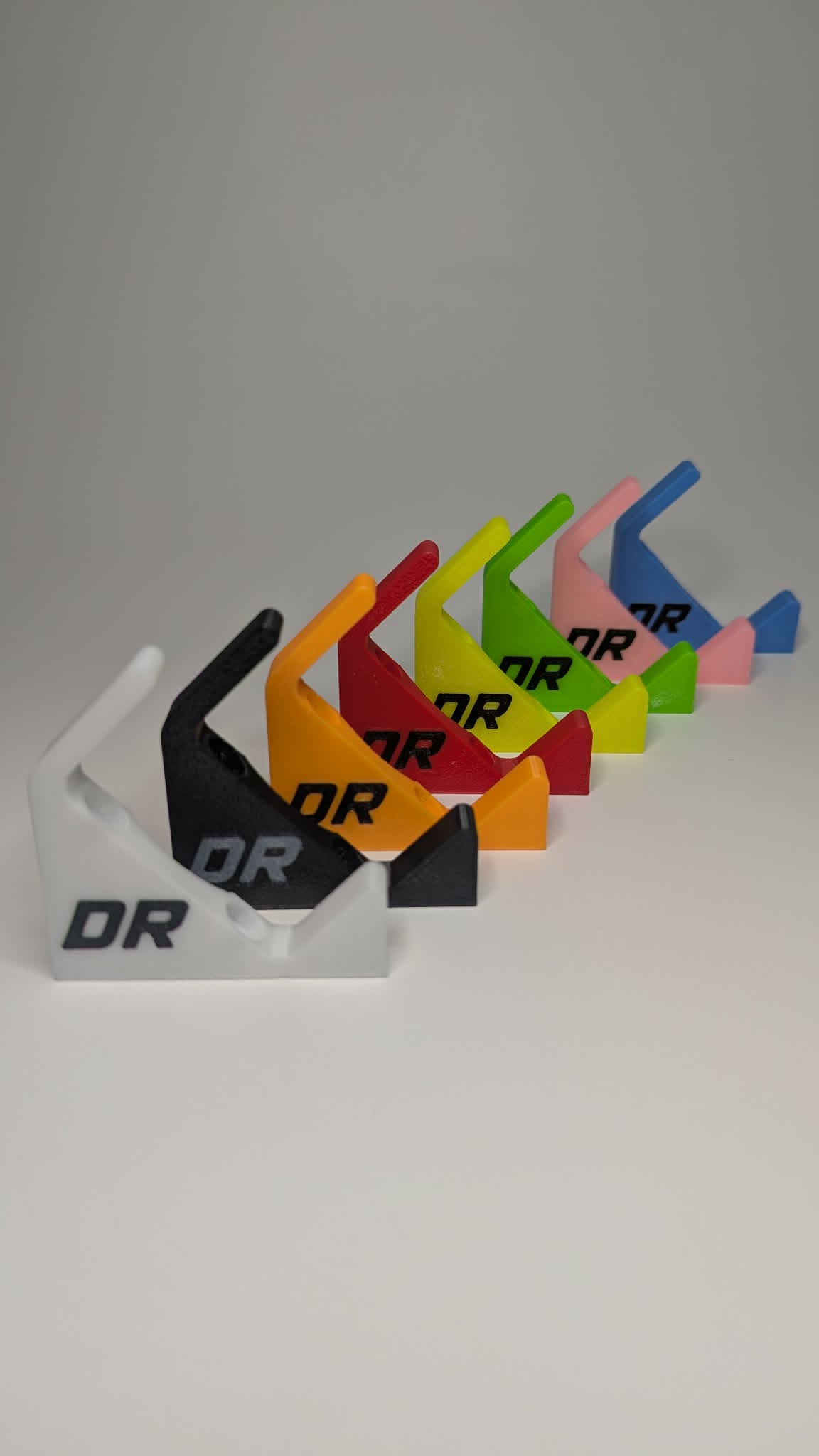 Dually Racing B6Neo Charger Stand
